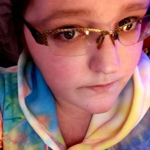 Meet your Posher, Valerie